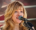 Dreamboat Annie - Theresa Jesitus on keyboard