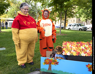 2019-09-28 Tour de Corgi (Winnie the Pooh, Tigger and Eeyore)