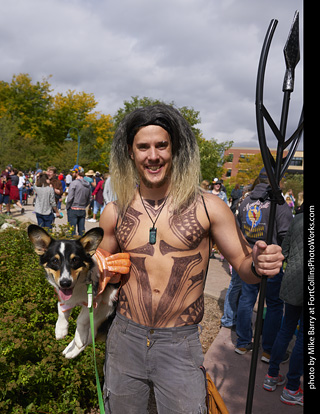 2019-09-28 Tour de Corgi (Aquaman and Merdog)