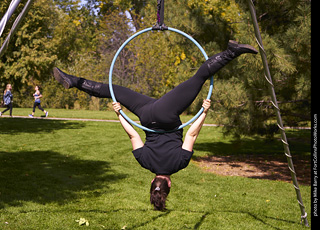 World Hoop Day 2019 - acrobats