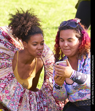 2019-10-05-world-hoop-day-people-