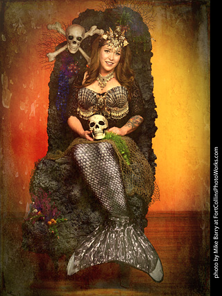 Mirelle - Halloween mermaid shoot