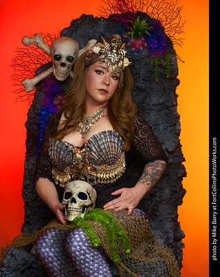 Mirelle - Halloween mermaid shoot