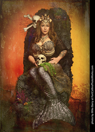 Mirelle - Halloween mermaid shoot