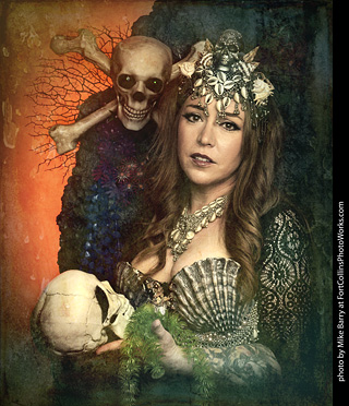 Mirelle - Halloween mermaid shoot