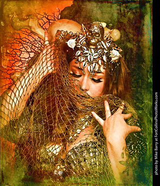 Mirelle - Halloween mermaid shoot