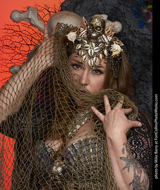 Mirelle - Halloween mermaid shoot