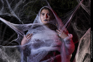 Andrea - spiderweb model shoot