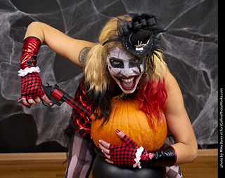 Freddy Krueger/Harley Quinn model shoot - Mandy