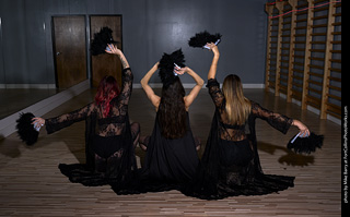 Dark Desires - Burlesque