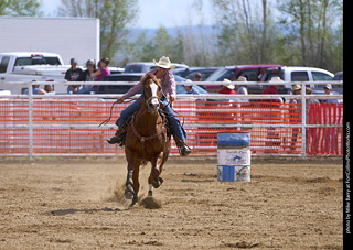 Never Summer Rodeo - Barrel Racing