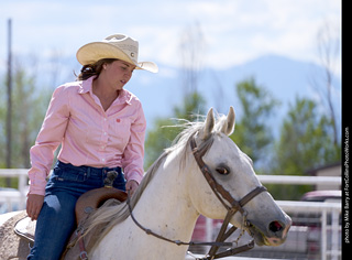 Never Summer Rodeo - Barrel Racing