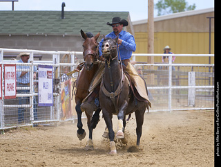 Never Summer Rodeo - Saddle Bronc Riding