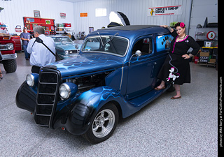 Car Cuties Pinup Shoot