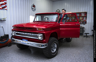 Car Cuties Pinup Shoot