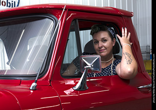 Car Cuties Pinup Shoot