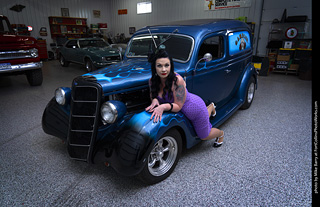 Car Cuties Pinup Shoot